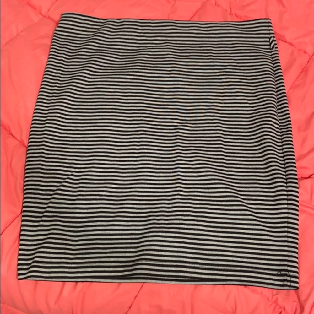 Comfy, stretchy skirt